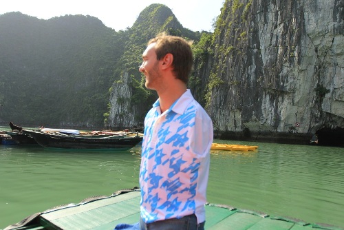 Nick Vujicic và chuyến tham quan thú vị tại Vịnh Hạ Long ảnh 1